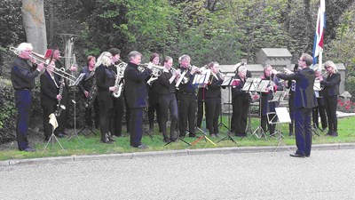 Dodenherdenking in Petten